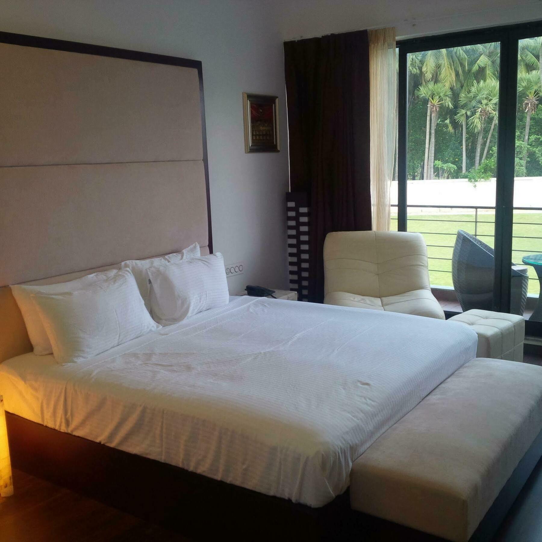 Anora Beach Resort Mahabalipuram Kūvattūr Esterno foto