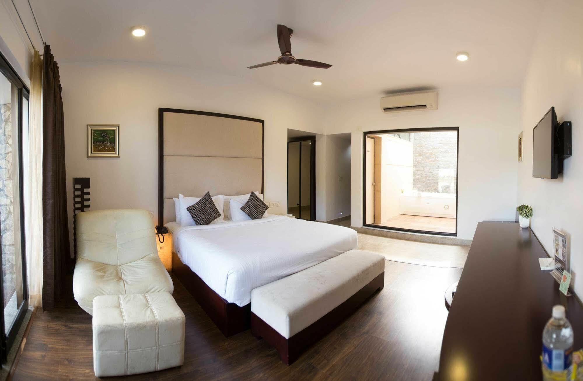 Anora Beach Resort Mahabalipuram Kūvattūr Esterno foto