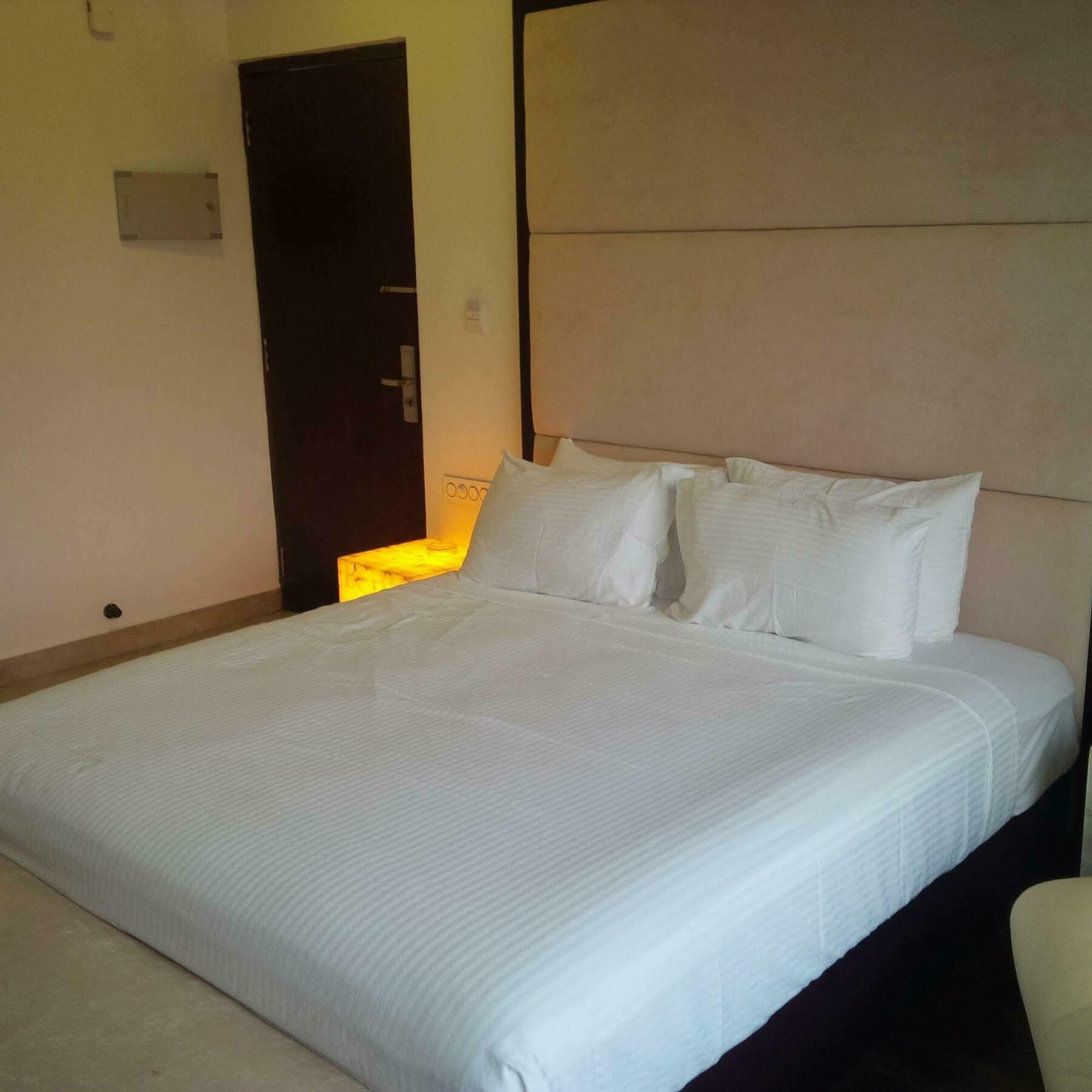 Anora Beach Resort Mahabalipuram Kūvattūr Esterno foto